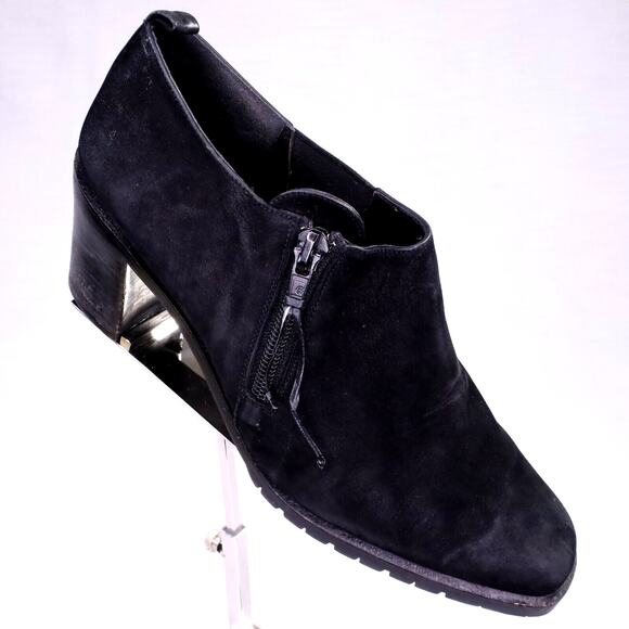 Donald J Pliner Shoes Womens 8 M Black Heels Booties Suede Leather Boots Zip - Picture 1 of 12